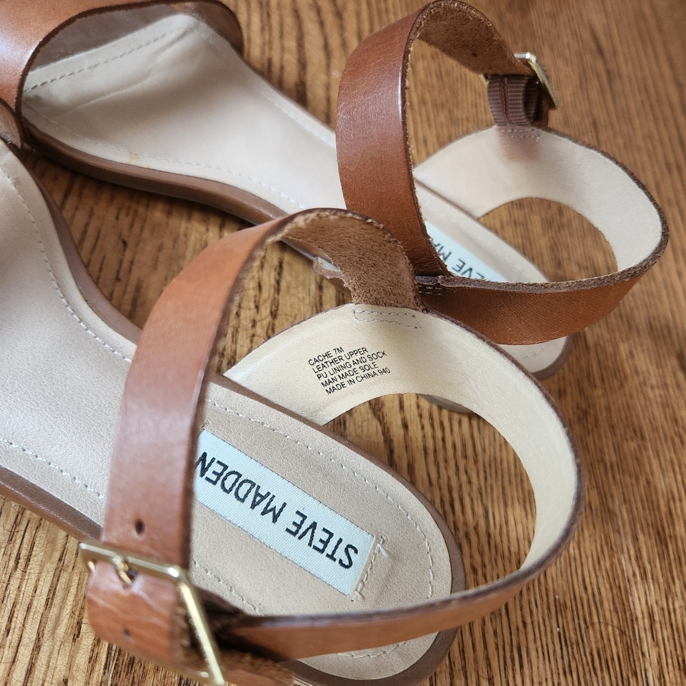 Steve Madden Cache Sandal - Picture 4 of 6